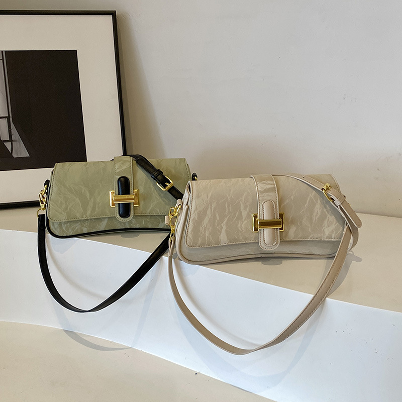 vintage charm handbag - Image 4