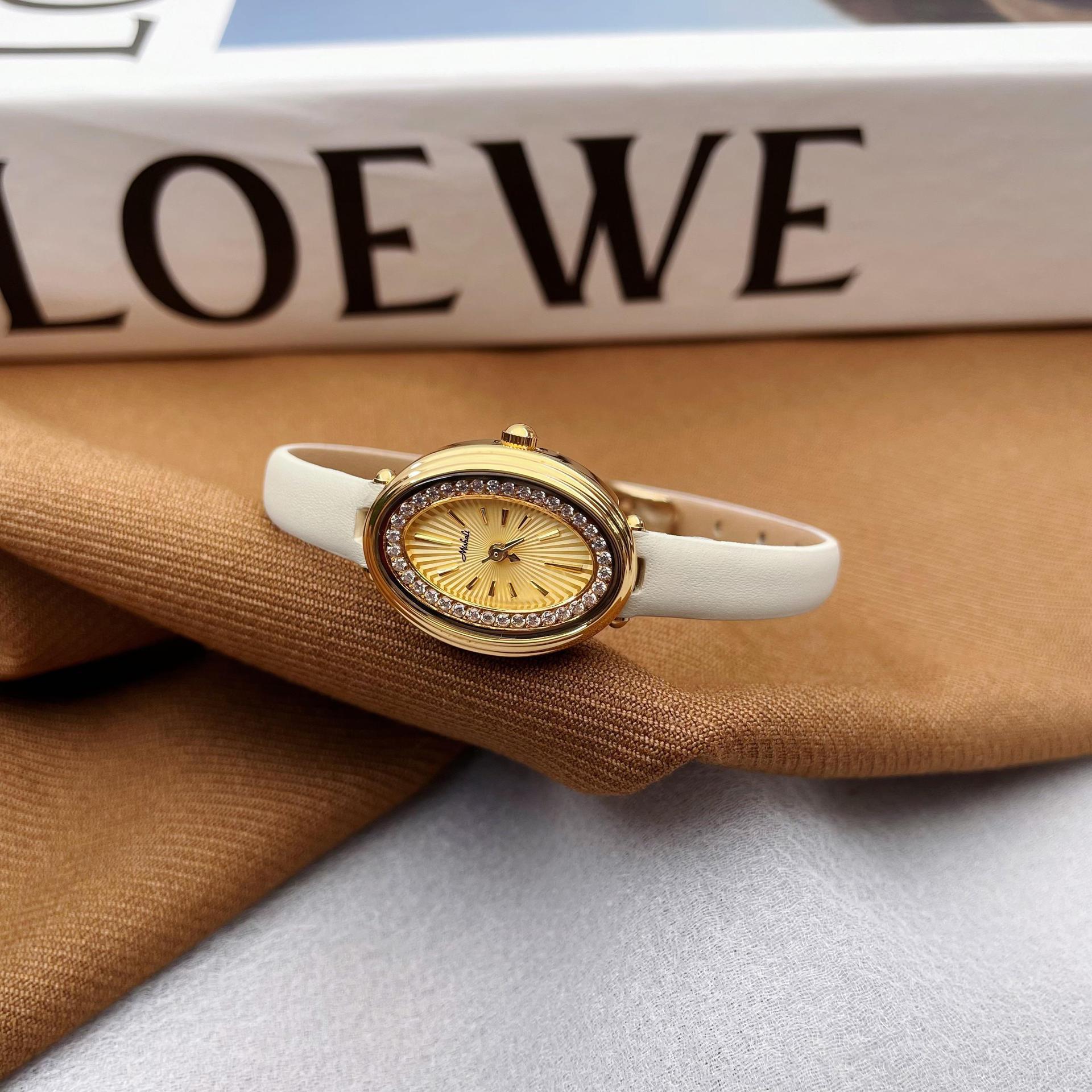 Vintage Oval Rhinestone Watch - Image 6