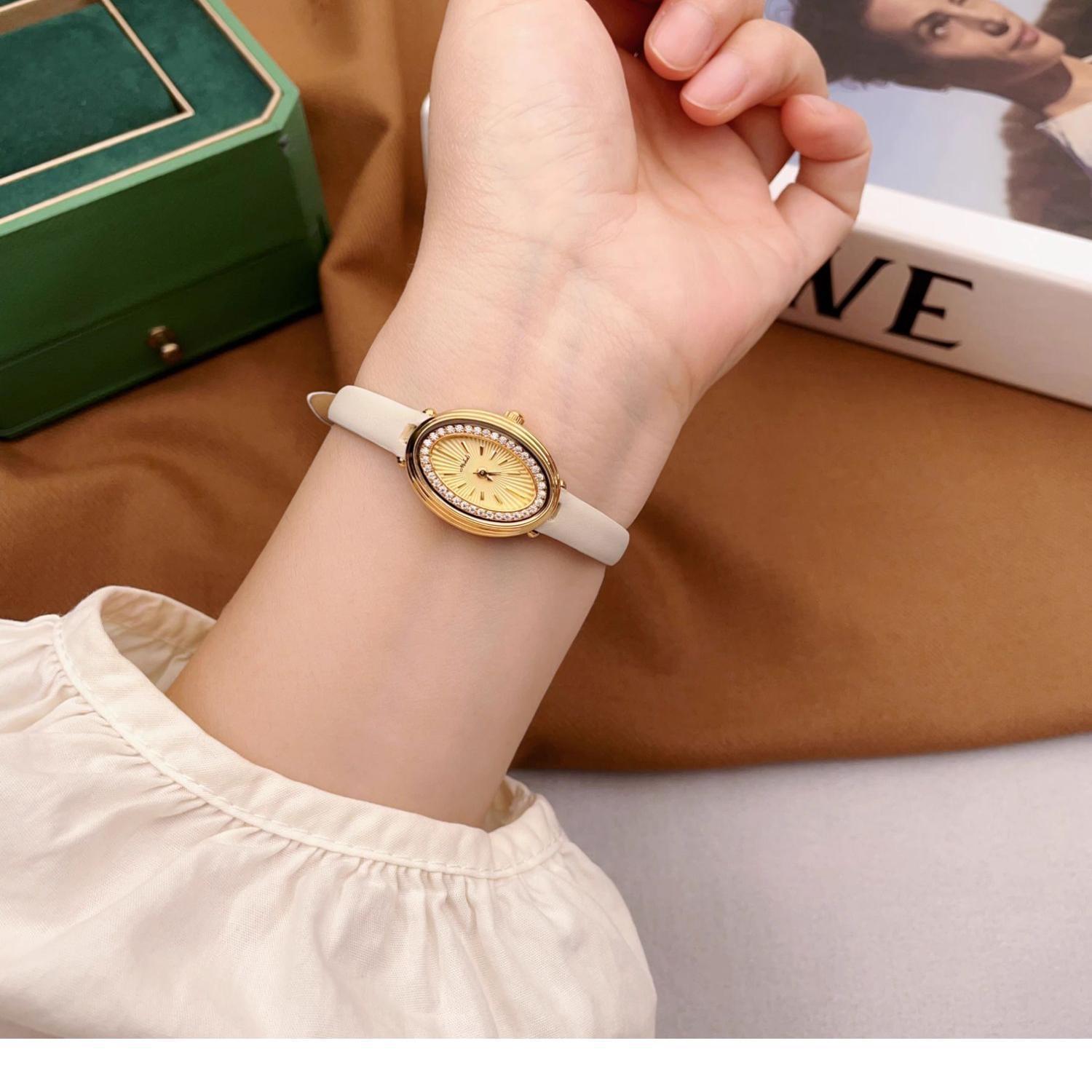 Vintage Oval Rhinestone Watch - Image 3