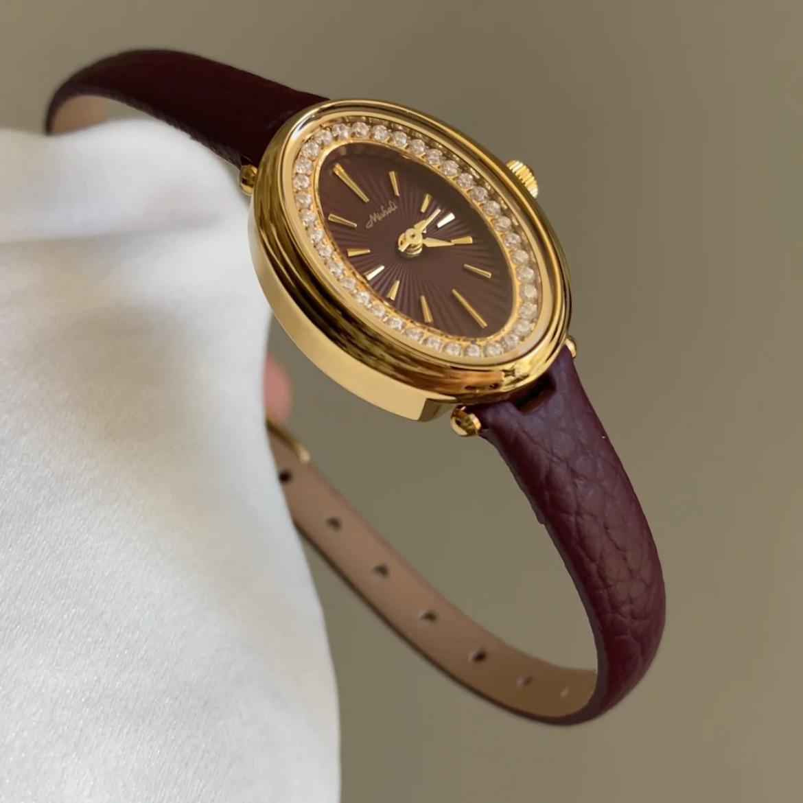 Jawaher Vintage Oval Rhinestone Watch luxury zinc alloy gold case rhinestone bezel slim microfiber leather strap angora red cream beige women fashionable quartz timepiece